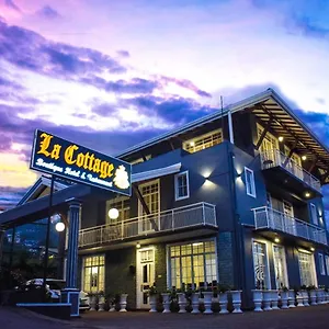 La Boutique & Restaurant Hotel